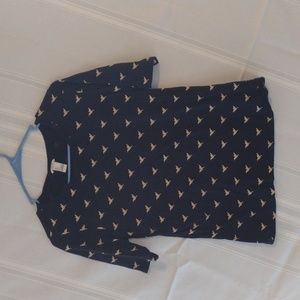 I love h81 hummingbird pullover, size Large